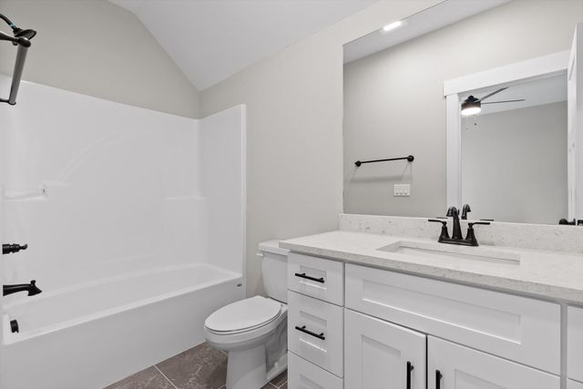 528 Willow Grove Court 57, Ringgold, GA 30736