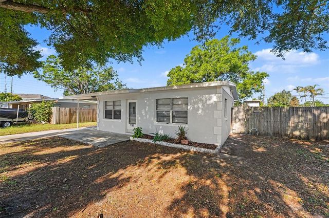 7062 47TH STREET N, Pinellas Park, FL 33781