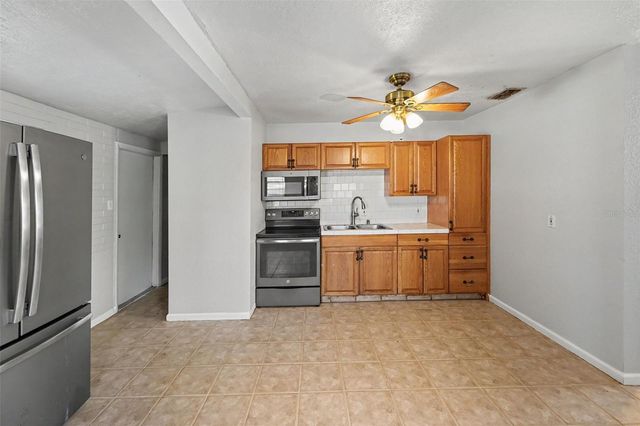 7062 47TH STREET N, Pinellas Park, FL 33781