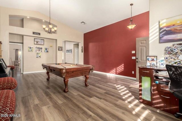 8642 W HARMONY Lane, Peoria, AZ 85382