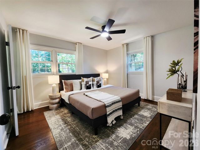 3528 Enfield Road, Charlotte, NC 28205