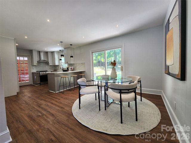 3528 Enfield Road, Charlotte, NC 28205