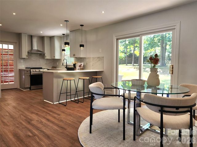 3528 Enfield Road, Charlotte, NC 28205