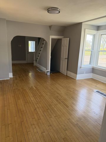 879 Conway Street, Saint Paul, MN 55106