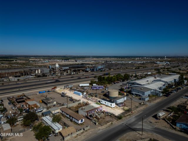 8136 Desert Boulevard, Canutillo, TX 79835