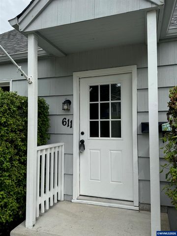 611 NW 11th St, Corvallis, OR 97330
