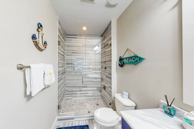 1422 Seaside Circle, Navarre, FL 32566