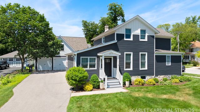 27 N Lincoln Street, Batavia, IL 60510