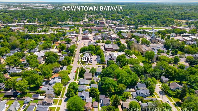 27 N Lincoln Street, Batavia, IL 60510