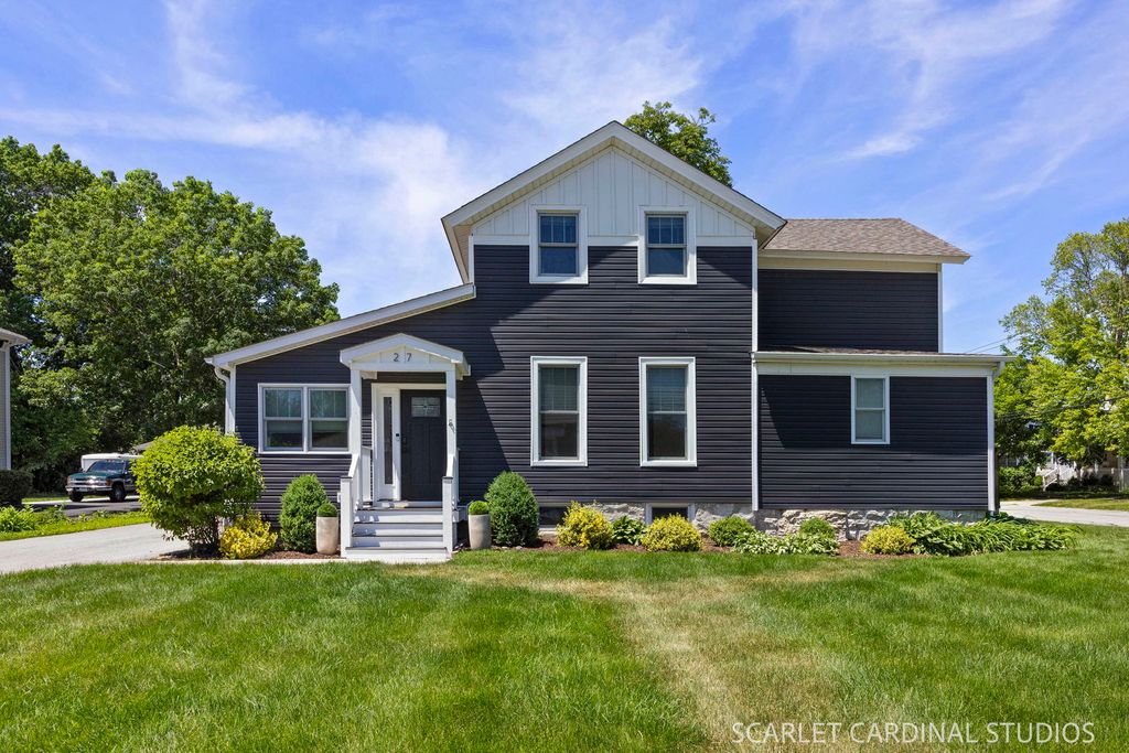 27 N Lincoln Street, Batavia, IL 60510