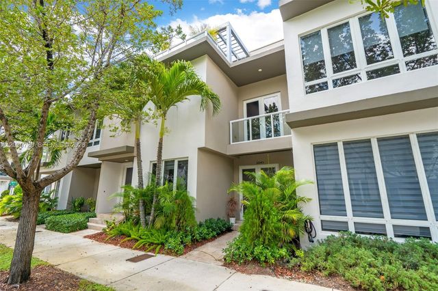 10545 NW 63rd Terrace, Doral, FL 33178