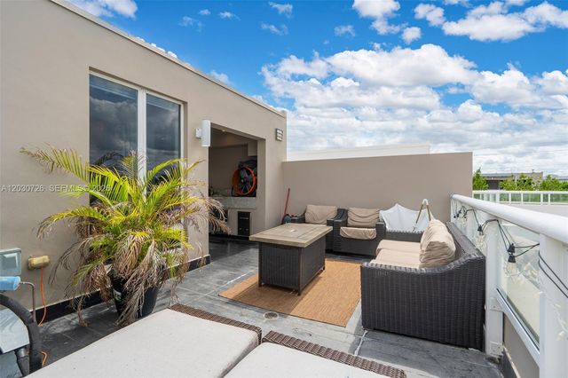 10545 NW 63rd Terrace, Doral, FL 33178