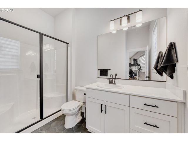 13998 Sw 165TH Ave, Tigard, OR 97223