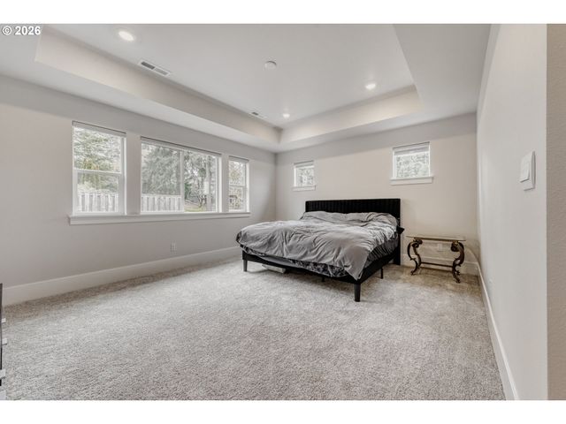 13998 Sw 165TH Ave, Tigard, OR 97223