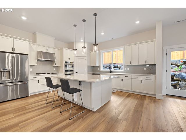 13998 Sw 165TH Ave, Tigard, OR 97223