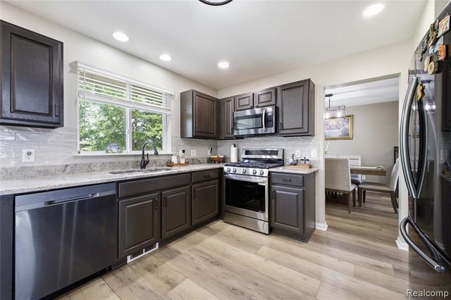 56291 Hastings Drive, Macomb, MI 48042