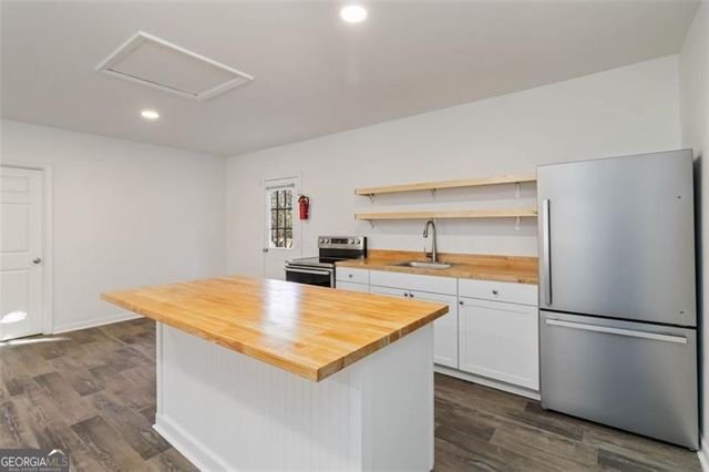 1535 Lake Jodeco Road, Jonesboro, GA 30236