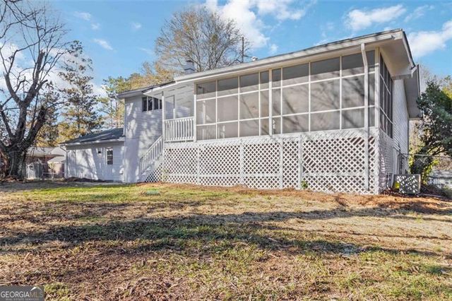 1535 Lake Jodeco Road, Jonesboro, GA 30236