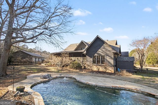 1051 Lake Rutledge Road, Rutledge, GA 30663