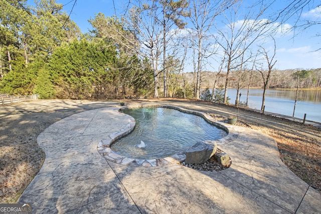 1051 Lake Rutledge Road, Rutledge, GA 30663