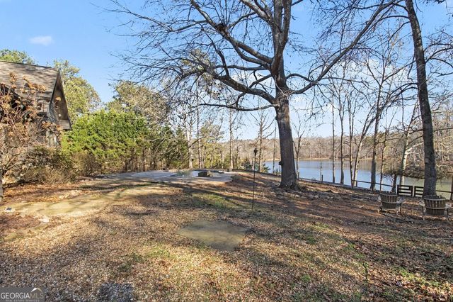 1051 Lake Rutledge Road, Rutledge, GA 30663