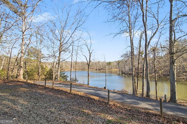 1051 Lake Rutledge Road, Rutledge, GA 30663