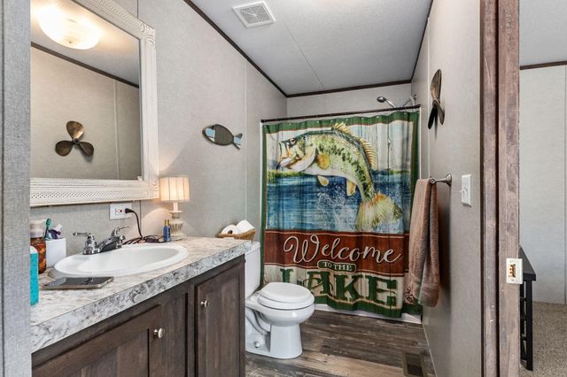 275 Bryan Street, Zavalla, TX 75980