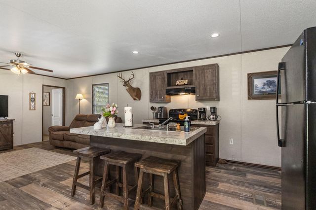 275 Bryan Street, Zavalla, TX 75980