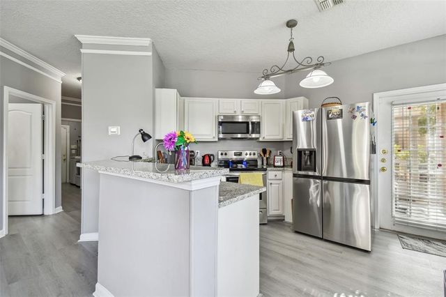 10442 VILLA VIEW CIRCLE 10442, Tampa, FL 33647