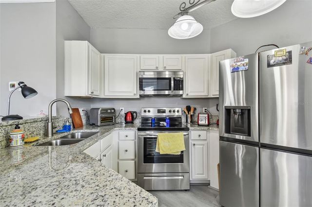10442 VILLA VIEW CIRCLE 10442, Tampa, FL 33647