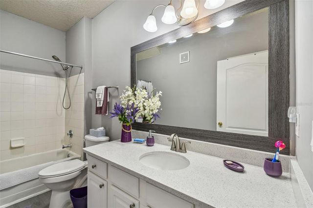 10442 VILLA VIEW CIRCLE 10442, Tampa, FL 33647
