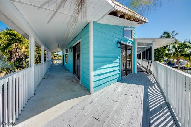 3544 Emerald AVE, St James City, FL 33956