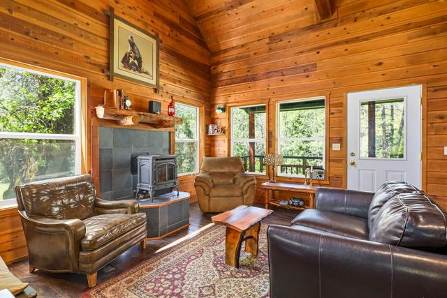 7744 Swiss Ranch Rd, Mountain Ranch, CA 95246