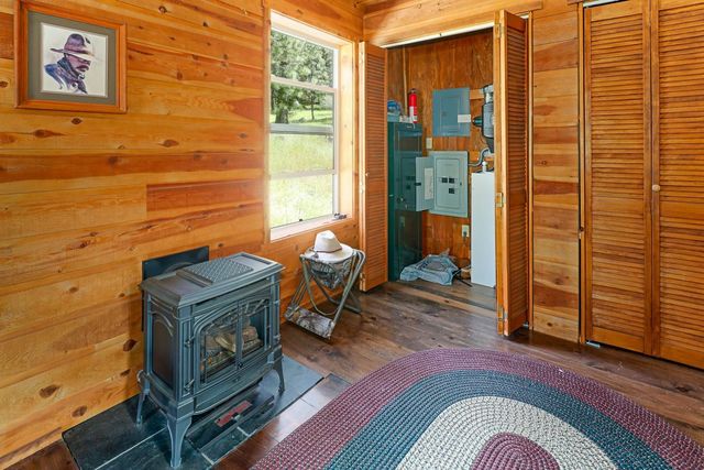 7744 Swiss Ranch Rd, Mountain Ranch, CA 95246