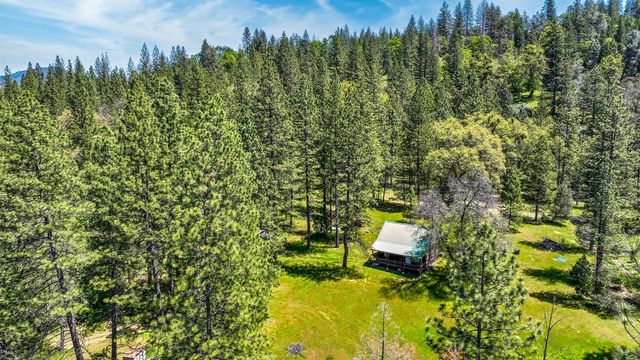 7744 Swiss Ranch Rd, Mountain Ranch, CA 95246