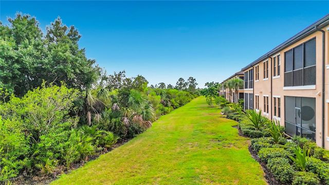 10051 CROOKED CREEK DRIVE 102, Venice, FL 34293