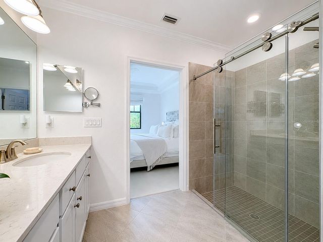 10051 CROOKED CREEK DRIVE 102, Venice, FL 34293