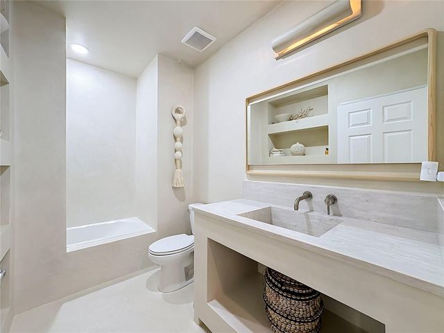 10051 CROOKED CREEK DRIVE 102, Venice, FL 34293