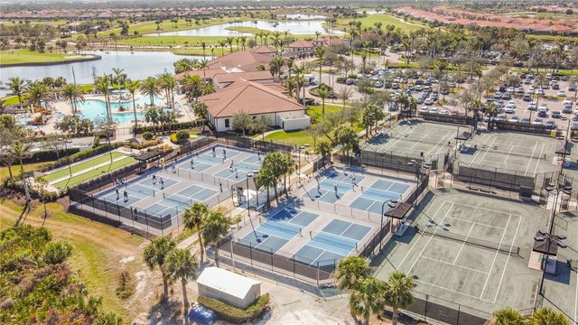 10051 CROOKED CREEK DRIVE 102, Venice, FL 34293