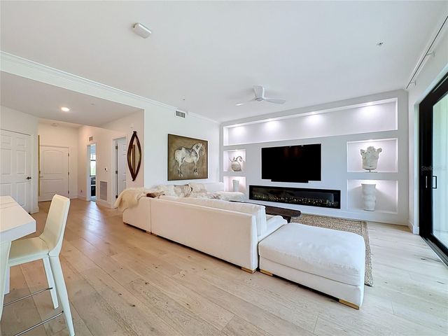 10051 CROOKED CREEK DRIVE 102, Venice, FL 34293