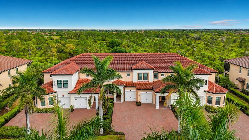 10051 CROOKED CREEK DRIVE 102, Venice, FL 34293