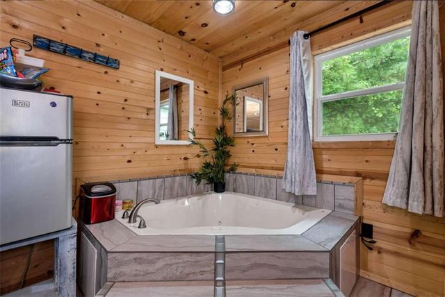 615 Lewis Grindle Road, Dahlonega, GA 30533