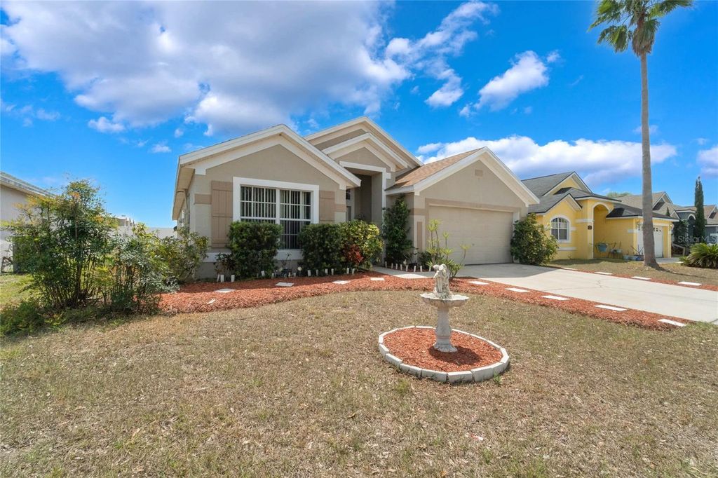 640 LADY DIANA DRIVE, Davenport, FL 33837