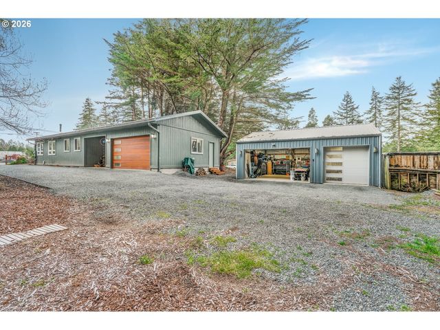 88879 HIGHWAY 42 S, Bandon, OR 97411