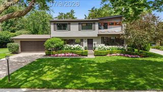 423 S Cranbrook Cross Road, Bloomfield Hills, MI 48301