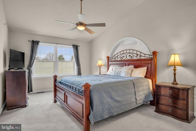 339 MELBOURNE LN, Mechanicsburg, PA 17055