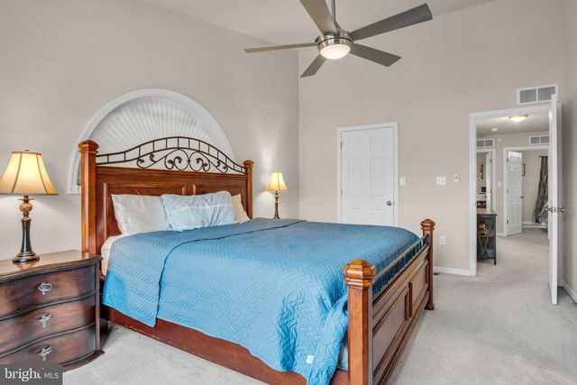 339 MELBOURNE LN, Mechanicsburg, PA 17055