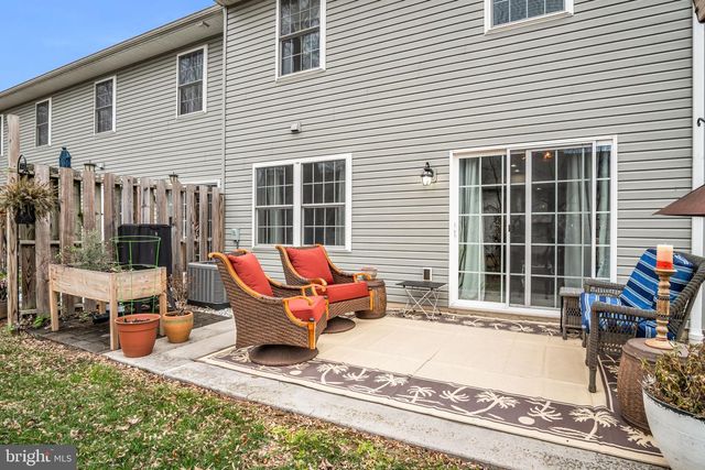 339 MELBOURNE LN, Mechanicsburg, PA 17055