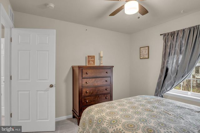 339 MELBOURNE LN, Mechanicsburg, PA 17055