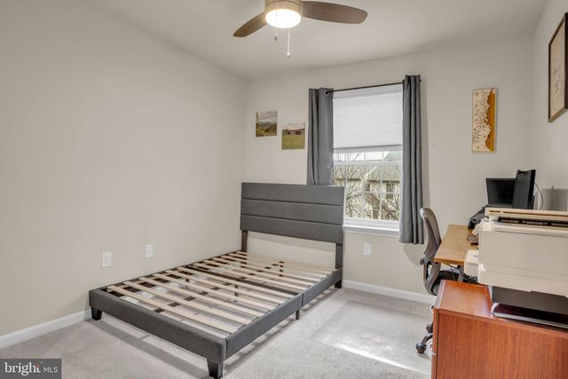 339 MELBOURNE LN, Mechanicsburg, PA 17055